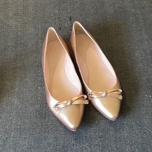 Kate Spade size 9 Rosegold flats